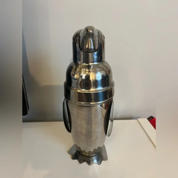 Pottery Barn Viski Penguin Cocktail Shaker with Strainer, Stainless Steel - Picture 3 of 12